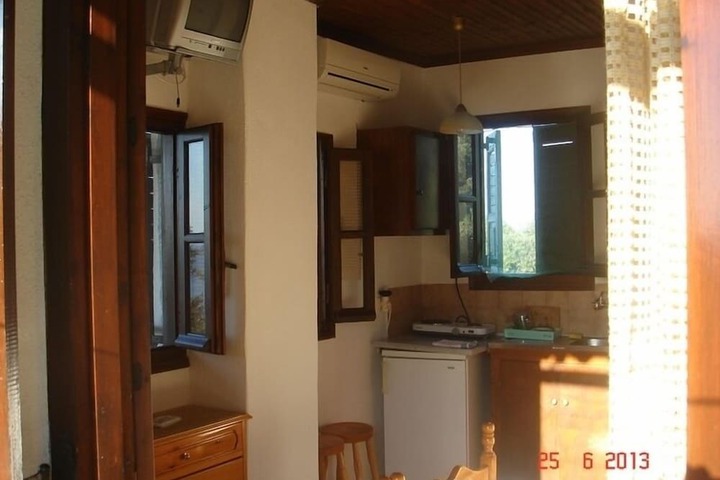 Room 3 of 55