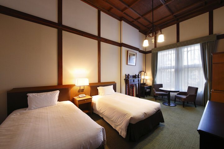 Room 25 of 117