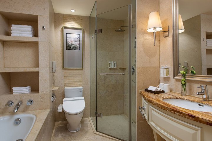 Room 20 of 76