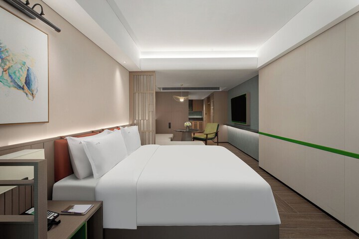 Room 28 of 191