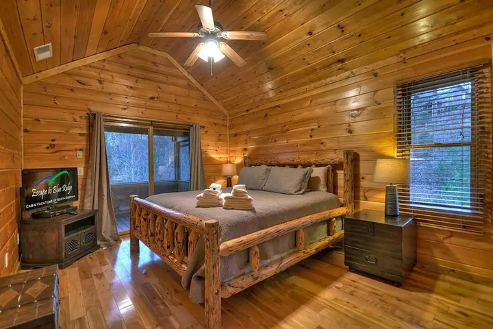 Room 4 of 21