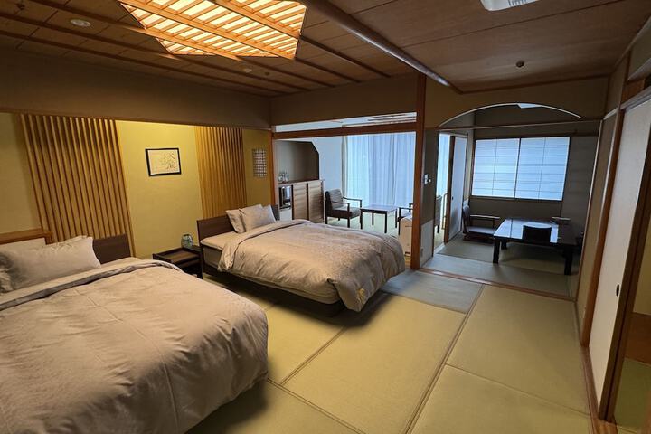 Room 7 of 57