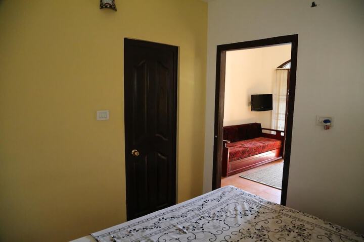 Room 7 of 51