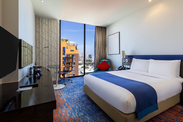 Room 40 of 105