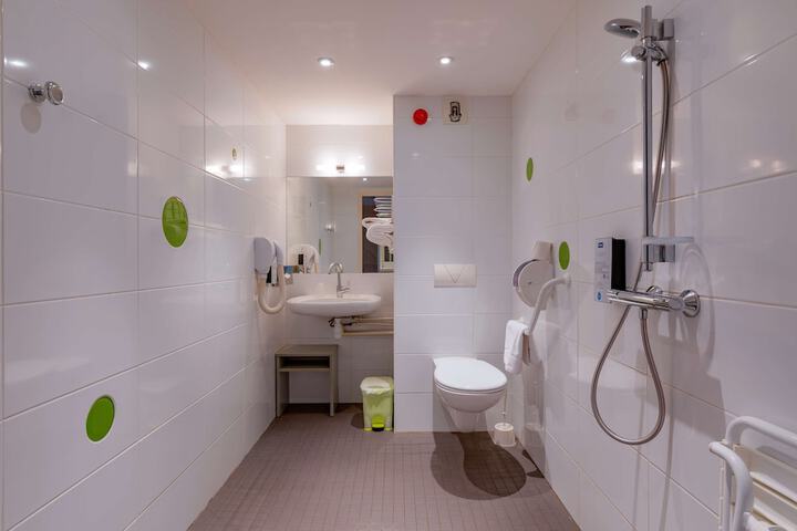 Clean Restrooms