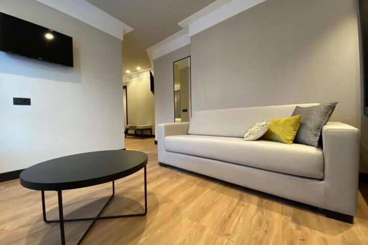 Room 29 of 61
