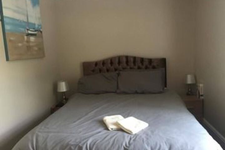 Room 10 of 20