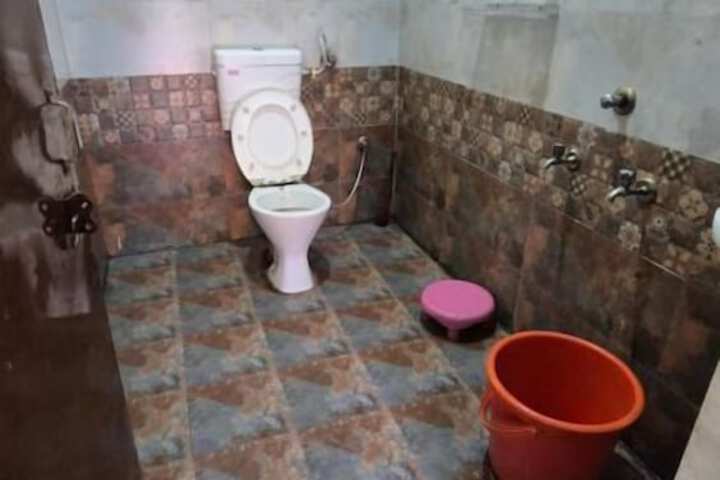 Room 55 of 66