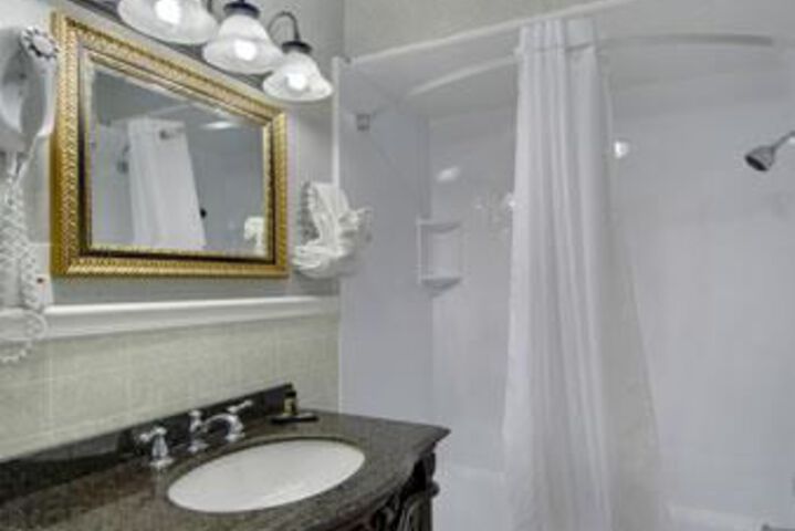 Room 2 of 18