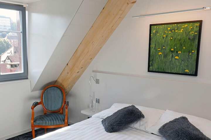 Room 4 of 41