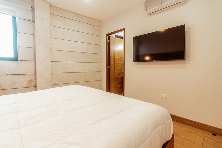 Room 15 of 58