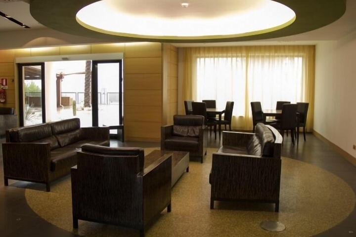 Hotel Interior 25 of 148
