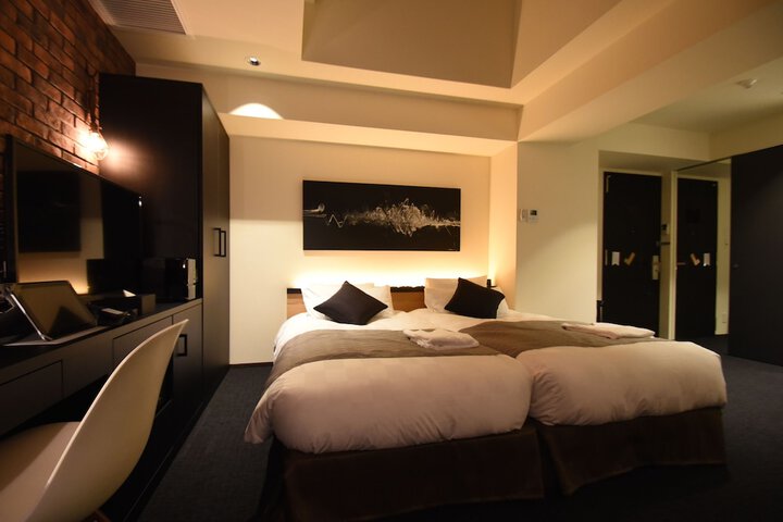 Room 81 of 107