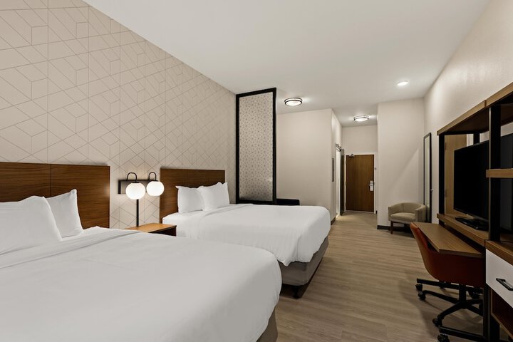 Room 14 of 29