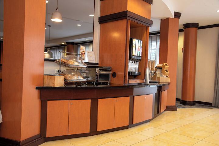 Breakfast/Coffee Service 13 of 19