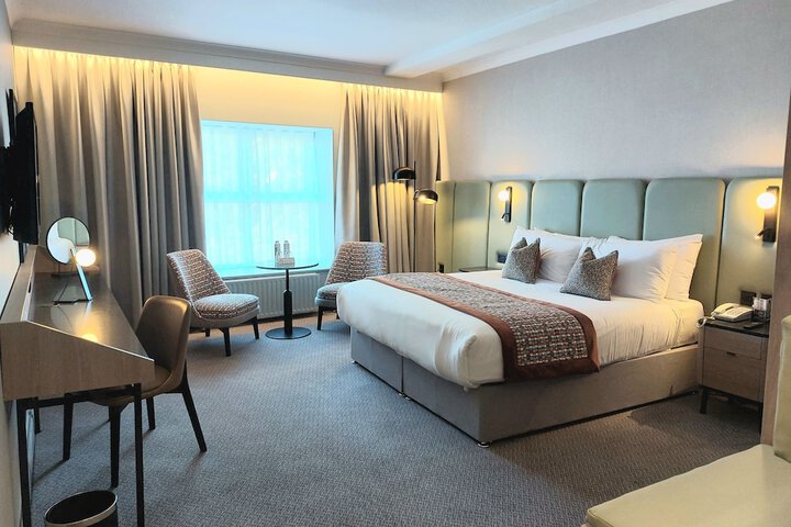 Room 33 of 58