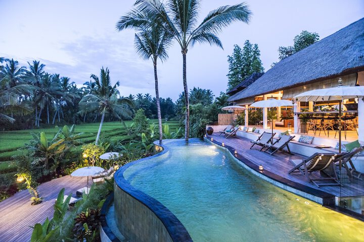 Pool 49 of 60