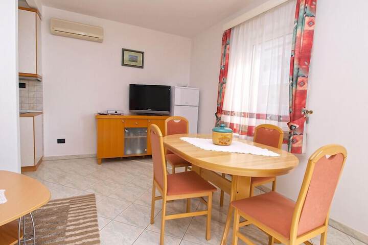 Room 19 of 59