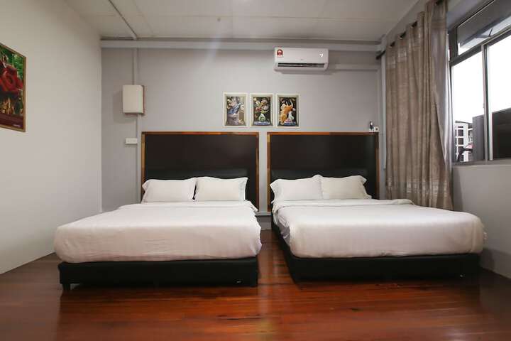 Room 15 of 17