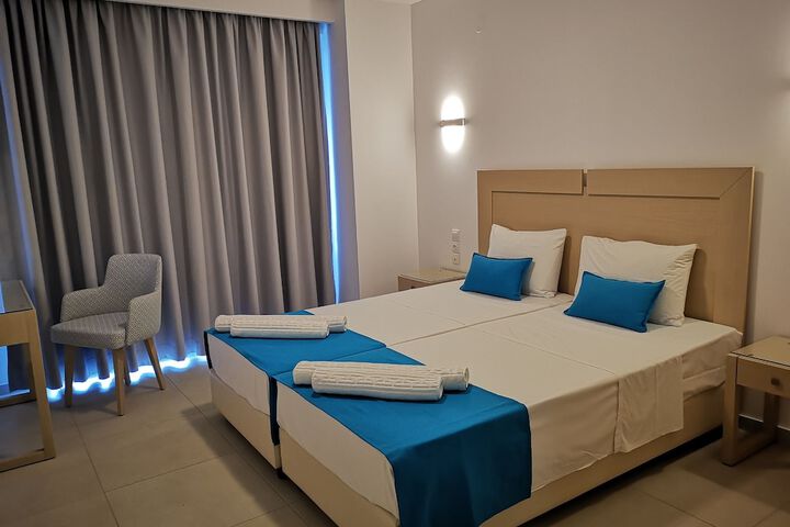 Room 14 of 52
