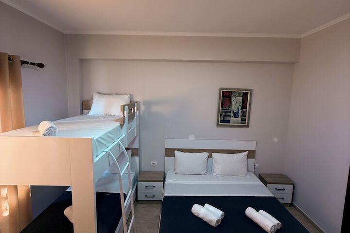 Room 71 of 245