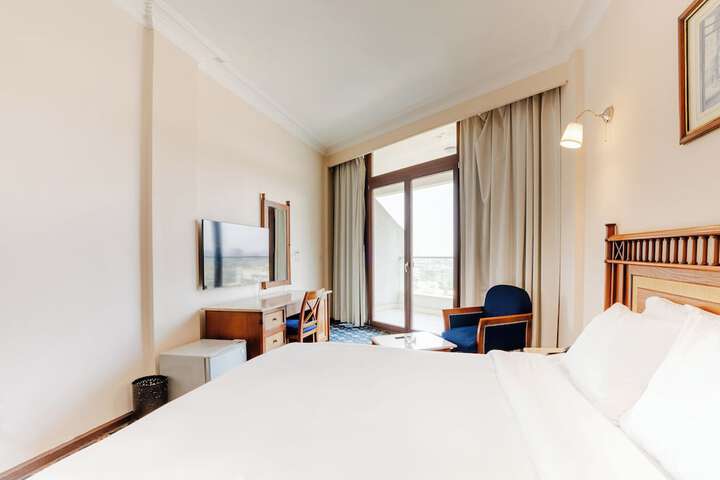 Room 40 of 117