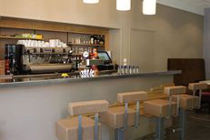 Hotel Bar