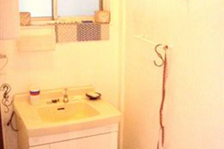 Room 4 of 26