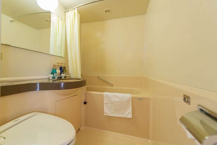 Room 21 of 50