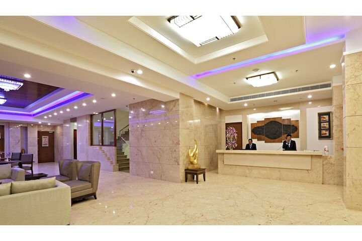 Guest Lobby
