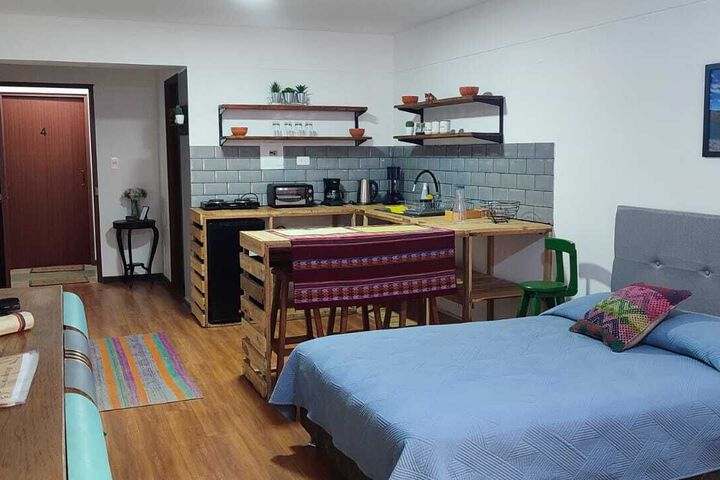 Room 7 of 17