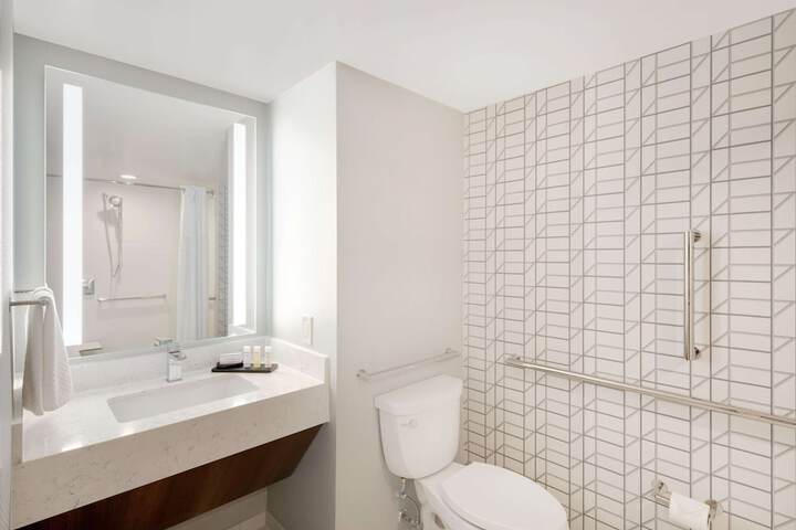 Bathroom shower