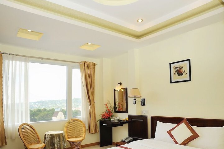 Room 5 of 53