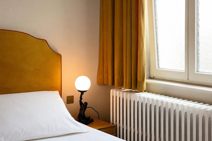 Room 19 of 88