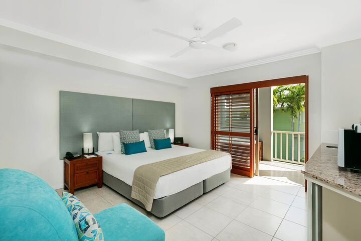 Room 8 of 70