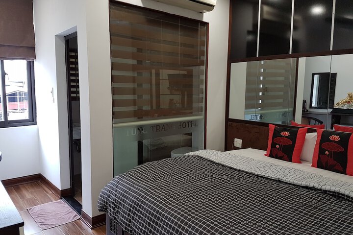 Room 5 of 35