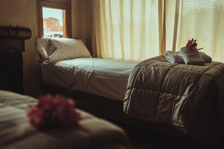 Room 25 of 37
