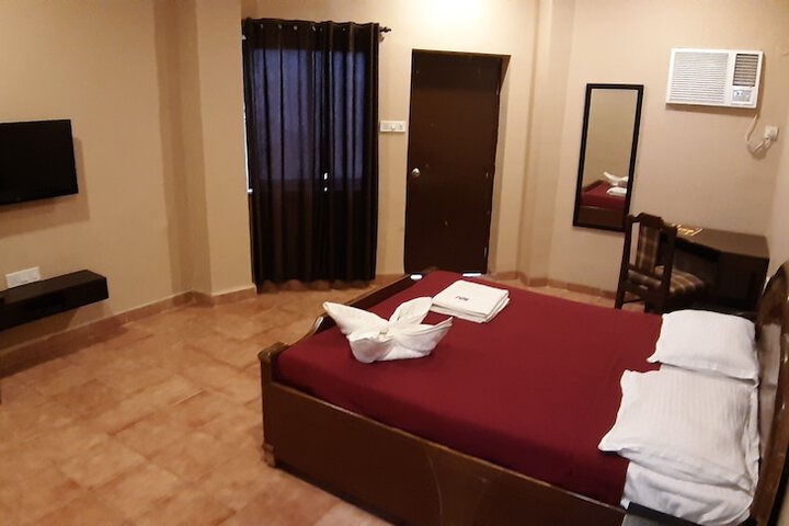 Room 9 of 157