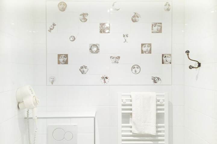 Room 67 of 101