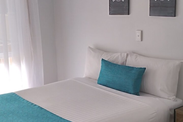 Room 17 of 30