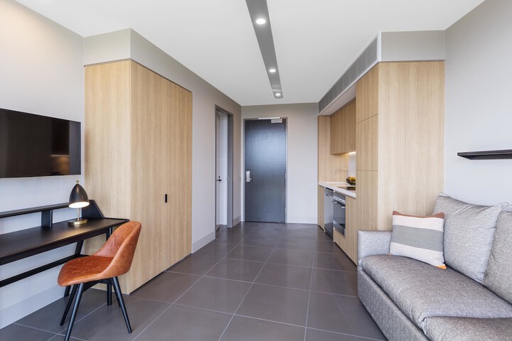 Room 27 of 52
