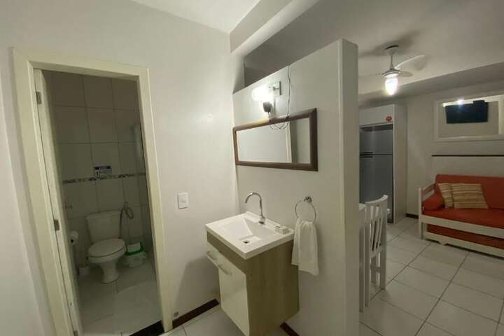 Room 65 of 79