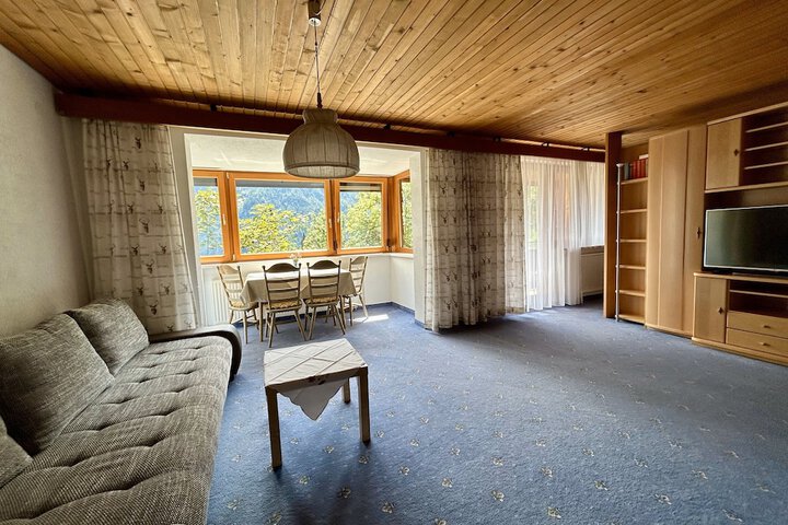 Room 85 of 114