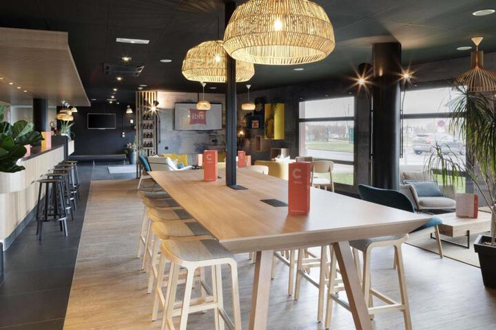 Bar/lounge