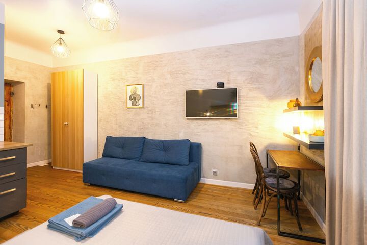 Room 28 of 133