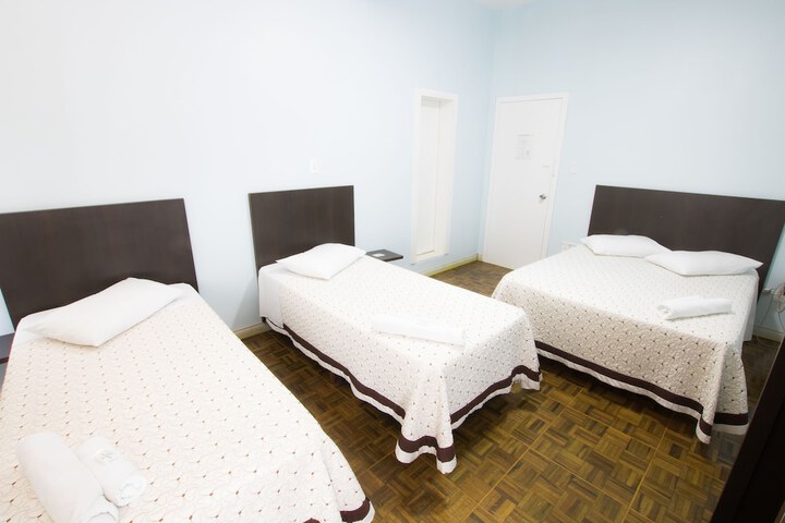 Room 9 of 20