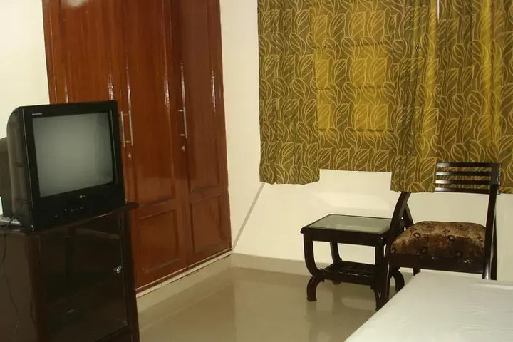 THE REPOSE BY OYO ROOMS