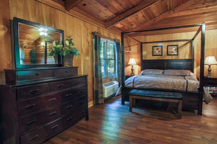 Quadruple King Size Bed (31 of 55)