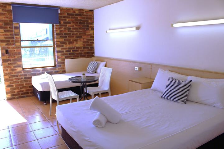 Room 5 of 47