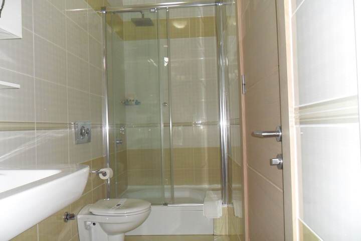 Clean Restrooms